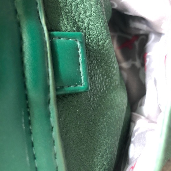 Leather Duffel Bag - Picture 5 of 5